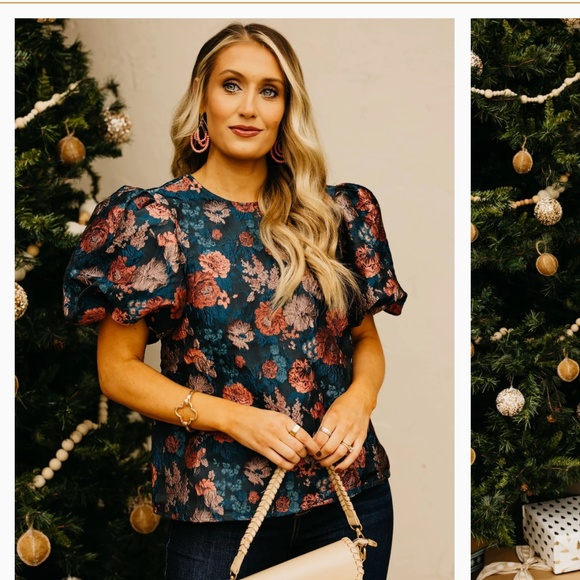 Puff sleeve floral top - Picture 2 of 2